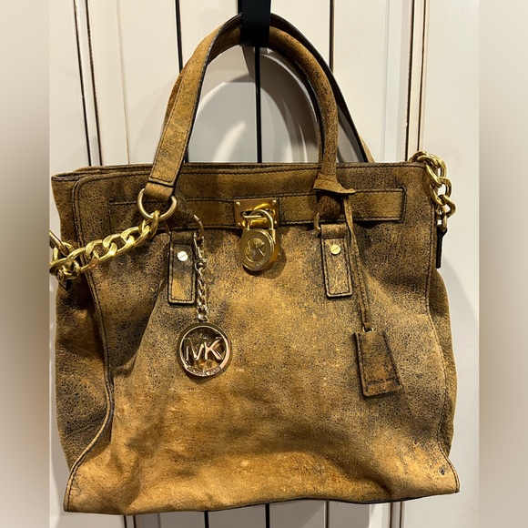 Michael Kors East West Hampton Bag - Picture 2 of 10